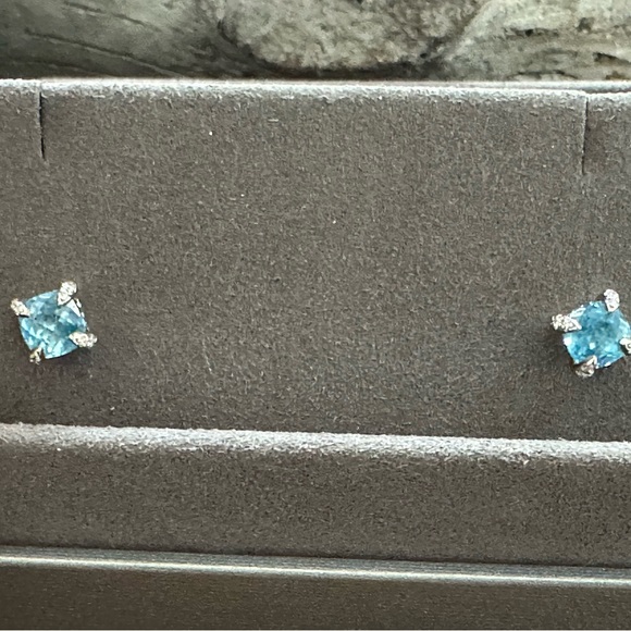 David Yurman Petite Chatelaine Stud Earrings in Blue Topaz Earrings - Picture 6 of 11